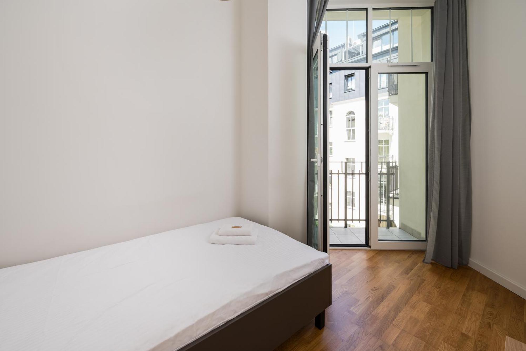 ורשה Wilcza City Centre Deluxe Apartment מראה חיצוני תמונה