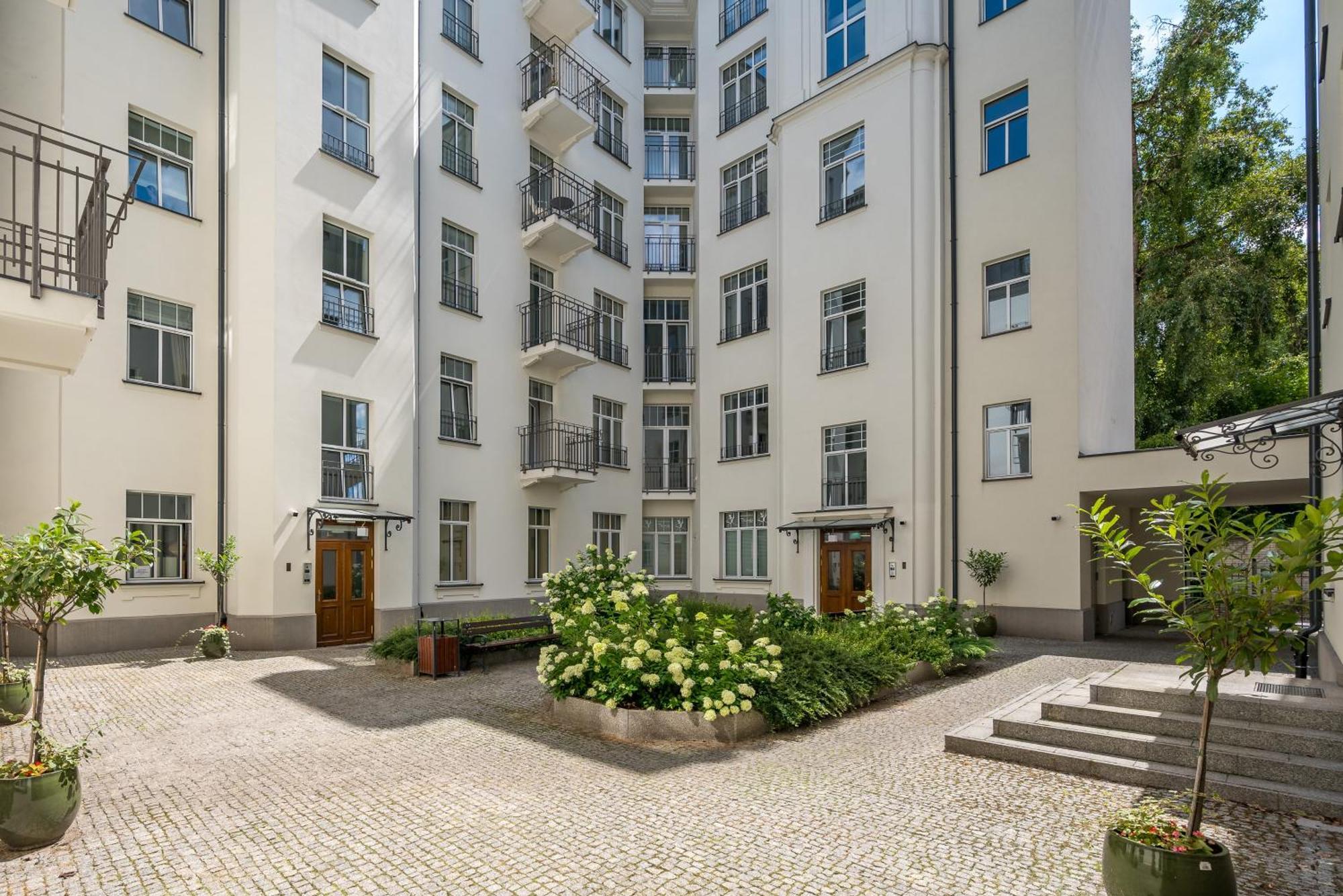 ורשה Wilcza City Centre Deluxe Apartment מראה חיצוני תמונה